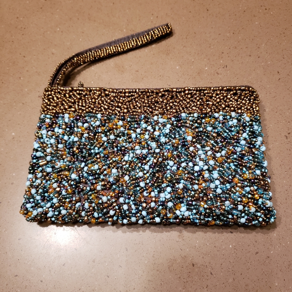 Turquoise & Brown Beaded Wristlet